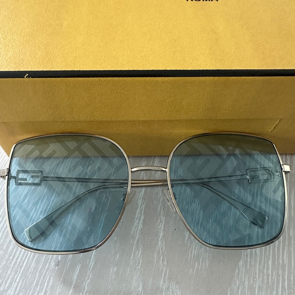 Fendi Baguette Sunglasses